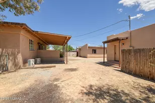 1009 E Halcyon Rd, Tucson, AZ 85719 - Photo 12