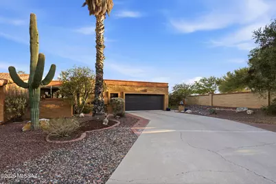 10 E Camino De Diana, Green Valley, AZ 85614 - Photo 2
