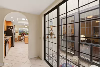10 E Camino De Diana, Green Valley, AZ 85614 - Photo 12