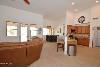 7858 W Wolf Spider Place, Tucson, AZ 85735 - Photo 4