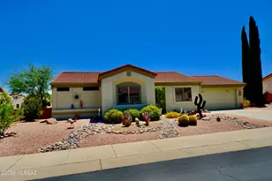 1477 W Prestwick Dr, Green Valley, AZ 85622 - Photo 32