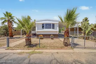 2640 S Cottonwood Ln, Tucson, AZ 85713 - Photo 1