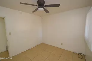 4650 E 19th St, Tucson, AZ 85711 - Photo 6
