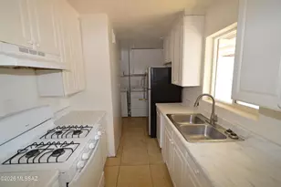 4650 E 19th St, Tucson, AZ 85711 - Photo 4