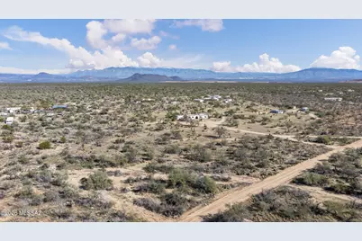 7640 W Maverick Road, Sahuarita, AZ 85629 - Photo 24