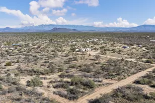 7640 W Maverick Rd, Sahuarita, AZ 85629 - Photo 24