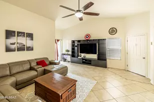 9199 E Muleshoe St, Tucson, AZ 85747 - Photo 4