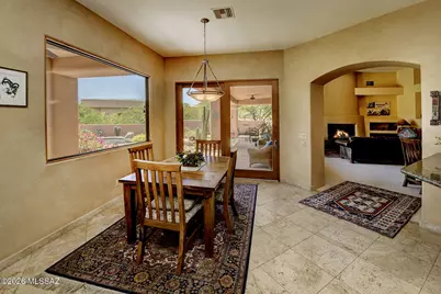 243 E Allthorn Place, Oro Valley, AZ 85755 - Photo 10