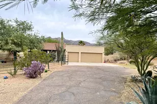 11201 E Via Madre St, Tucson, AZ 85749 - Photo 1