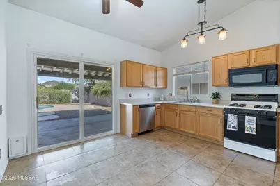8667 N Golden Moon Way, Tucson, AZ 85743 - Photo 10