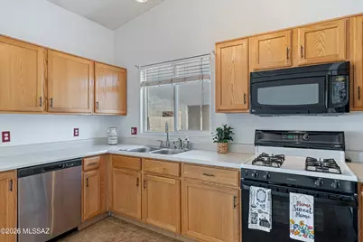 8667 N Golden Moon Way, Tucson, AZ 85743 - Photo 8