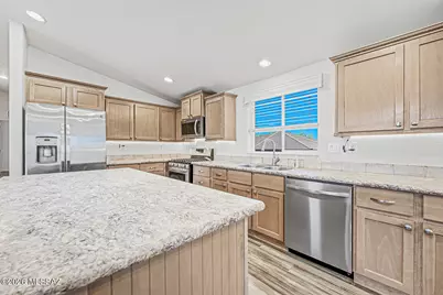 8165 S Alice Vail Lane, Tucson, AZ 85736 - Photo 10