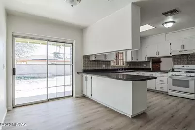 950 S 4th Avenue, Tucson, AZ 85701 - Photo 10