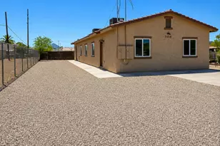 3468 S 9th Ave, Tucson, AZ 85713 - Photo 2