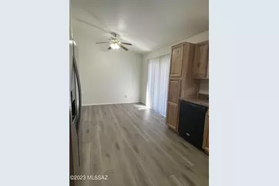 9641 N Gyor Place, Tucson, AZ 85742 - Photo 8