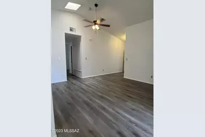 9641 N Gyor Place, Tucson, AZ 85742 - Photo 12