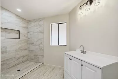 10680 W Warfield Circle, Marana, AZ 85658 - Photo 18