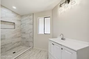 10680 W Warfield Cir, Marana, AZ 85658 - Photo 18