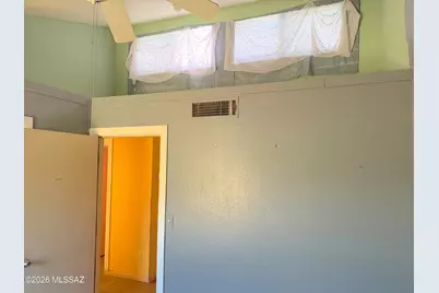939 E 24th Street, Tucson, AZ 85713 - Photo 12