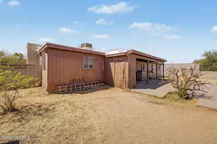 1402 N Placita Real, Green Valley, AZ 85614 - Photo 16