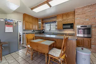 10663 E Fort Lowell Rd, Tucson, AZ 85749 - Photo 14
