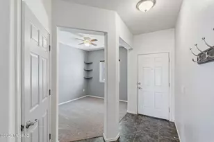 12228 W Fianchetto Dr, Marana, AZ 85653 - Photo 4