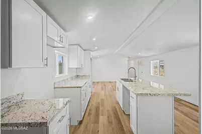 13501 W Warfield Circle, Marana, AZ 85658 - Photo 8