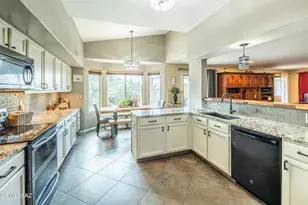10260 E Buffaloberry Loop, Tucson, AZ 85748 - Photo 6