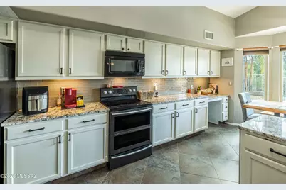 10260 E Buffaloberry Loop, Tucson, AZ 85748 - Photo 4