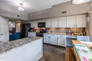 10260 E Buffaloberry Loop, Tucson, AZ 85748 - Photo 12