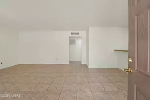 6580 E Calle La Paz, Tucson, AZ 85715 - Photo 4