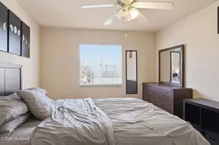 1810 E Blacklidge Dr, Tucson, AZ 85719 - Photo 18