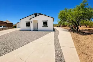 4720 Via Del Conquistador, Tucson, AZ 85735 - Photo 2