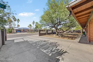 6212 E Eli St, Tucson, AZ 85711 - Photo 2