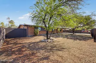 6212 E Eli St, Tucson, AZ 85711 - Photo 4