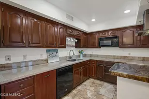 201 N Ashbury Ln, Tucson, AZ 85701 - Photo 14