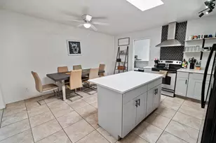 6832 N Autumn Pl, Tucson, AZ 85741 - Photo 4