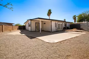 6832 N Autumn Pl, Tucson, AZ 85741 - Photo 2