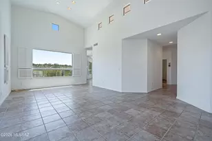 7647 S Galileo Ln, Tucson, AZ 85747 - Photo 8