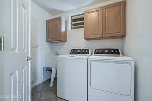 7647 S Galileo Ln, Tucson, AZ 85747 - Photo 28