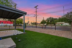 802 N Contzen Ave, Tucson, AZ 85705 - Photo 10