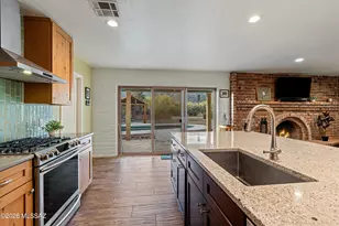 11721 E Sneller Vista Dr, Tucson, AZ 85749 - Photo 14