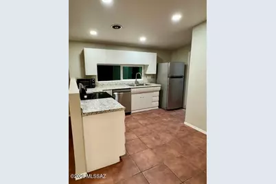 [Address not provided], Tucson, AZ 85710 - Photo 14