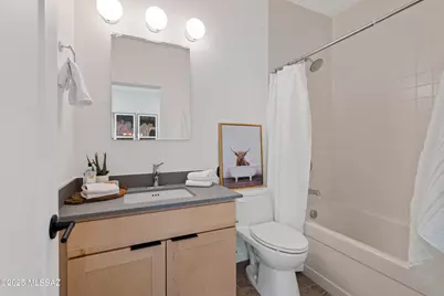 22 W 18th Street, Tucson, AZ 85701 - Photo 16