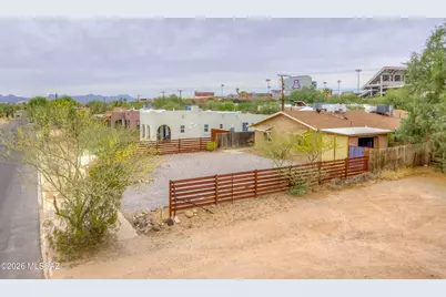 1727 E 8th Street, Tucson, AZ 85719 - Photo 2