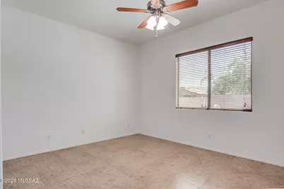 7405 S Silky Willow Drive, Tucson, AZ 85747 - Photo 16
