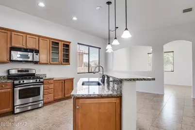 7405 S Silky Willow Drive, Tucson, AZ 85747 - Photo 8