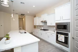 13480 N Gladstone Hl Pl, Marana, AZ 85658 - Photo 8