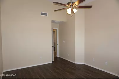 2201 S St Suzanne Drive, Tucson, AZ 85713 - Photo 24