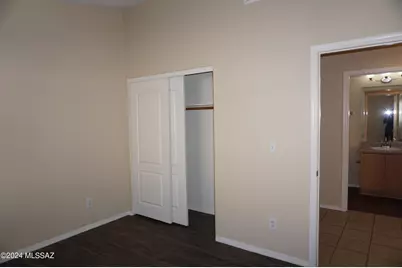 2201 S St Suzanne Drive, Tucson, AZ 85713 - Photo 20